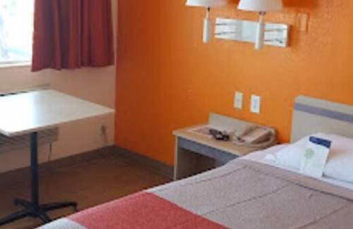 Big Spring Hotel | West Texas Inn