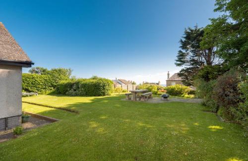 North Berwick House | Westerham