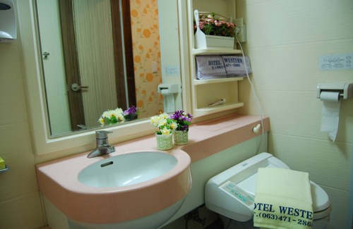 Gunsan Hotel | Western Hotel