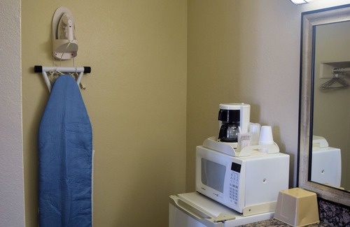 Taft Hotel | Western Inn & Suites