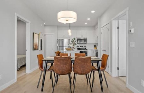 Southwest Calgary Apartment | Western Nest |Bright 3BR 2BA | Trails+Near HWY