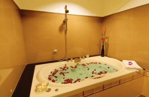 Na Muang Hotel | Westerngrand Hotel Ratchaburi