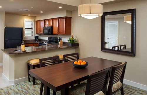 Palm Desert Resort | Westin Palm Desert 1-bedroom resort with fitness room, WiFi