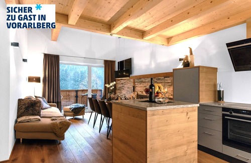 Wald am Arlberg Apartment | Westwood apartment, chalet apartment with indoor pool and sauna