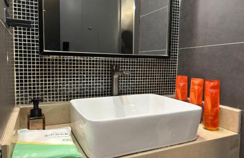 Nanshan Apartment | Wesu Light Luxury Apartment Shenzhen Nantou Gucheng Branch