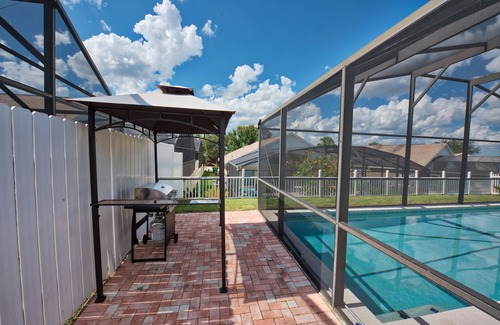 Windsor Palms House | Wet Feet Retreat; Giant Pool, 4 bdm, close to Disney, Magic Kingdom Fireworks