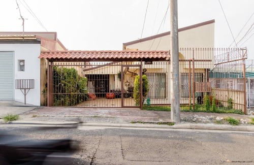 Quesada House | WFH & Wellness cerca de Juan Castro Blanco