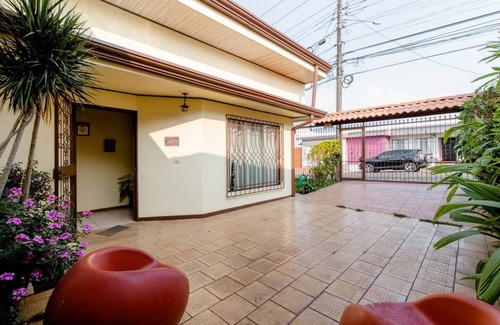 Quesada House | WFH & Wellness cerca de Juan Castro Blanco