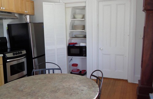 Sag Harbor Apartment | Whaling Captain Pierson's Apartment