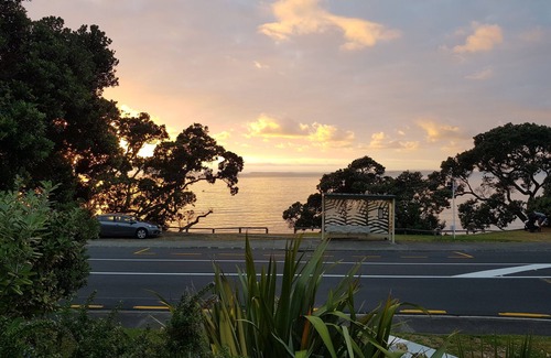 Manly Apartment | Whangaparaoa Lodge Motel