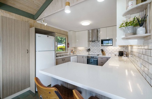 Tawonga South House | Where breathtaking mountain views meet the comforts of your own home