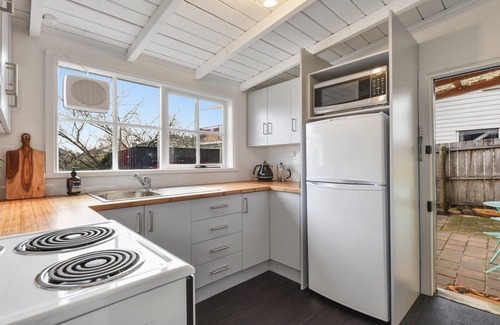 Launceston CBD Cottage | Where convenience meets charm