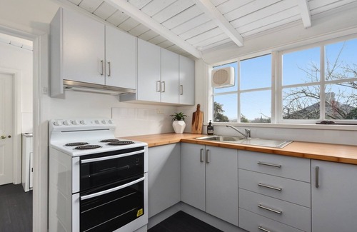 Launceston CBD Cottage | Where convenience meets charm