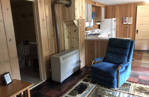 St Germain Cottage | Where eagles soar, the sun sets low and the deer are friendly.