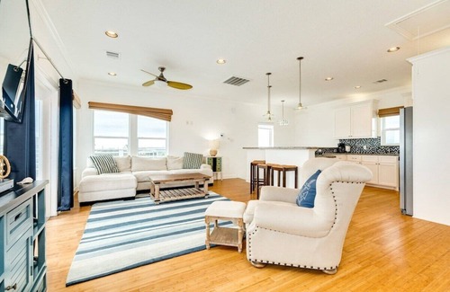 San Luis House | Where Elegance Meets the Horizon: 360° Panoramic Seascape!