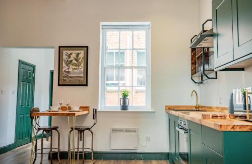 Pontrilas Apartment | WhiskAwayStays Foregate Studio no 6