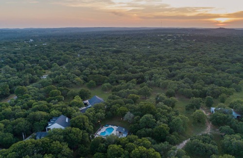 Dripping Springs House | Whispering Oaks Estate: Pool/Spa/Fire Pit/10 Acres