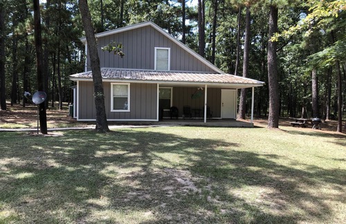 Broaddus House | Whispering Pines is nestled in the beautiful piney woods in East Texas.