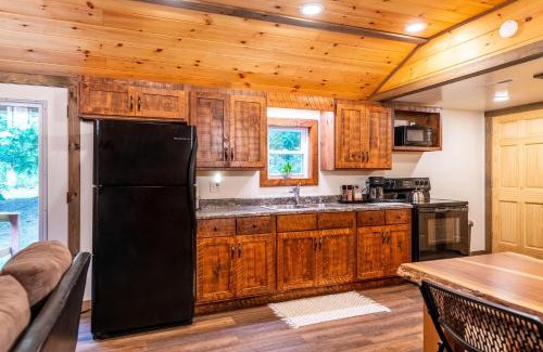 Bladensburg House | Whispering Pines Retreat