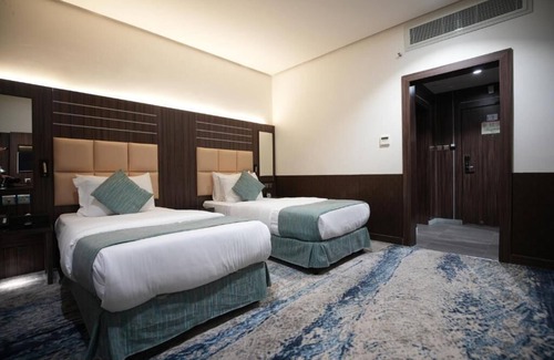 Sari Street Hotel | White Diamond Hotel Sari