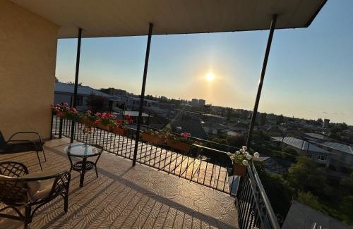 Zugdidi House | White Hotel Guesthouse
