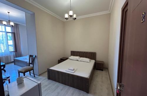 Zugdidi House | White Hotel Guesthouse