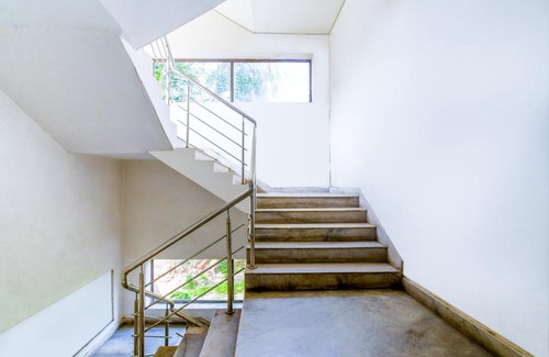 Behala House | White House