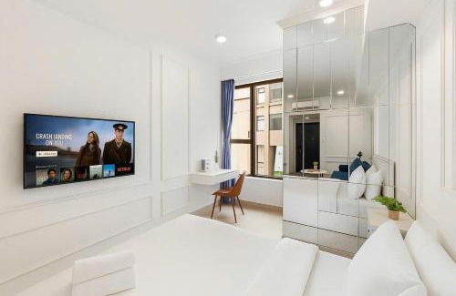 Bach Dang Riverside Apartment | White House in The Tresor Building District 4 l 5mins walk to D1 l