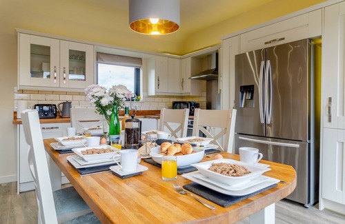 Halesworth House | White House Lodges - Avocet