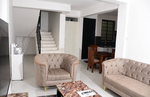 Rongo House | White House Loft Unit 4
