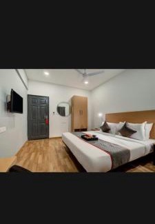 Ballabgarh Hotel | WHITE HUB HOTEl