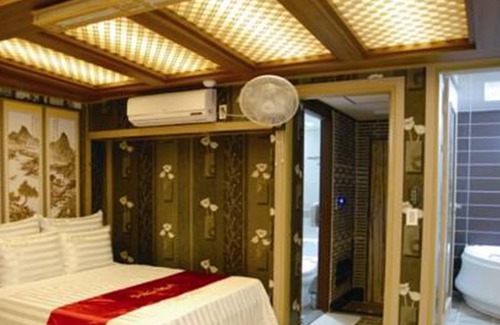 Okpo-dong Hotel | White Motel