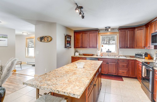 Eidelweiss Village House | White Mountain Home Near Lakes & Kancamagus Hwy!