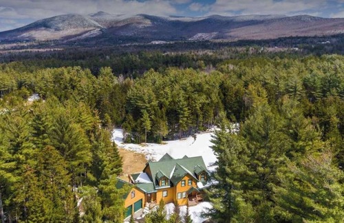 Twin Mountain House | White Mountains Getaway- Welcoming seasonal renters! CLOSE TO BRETTON WOODS