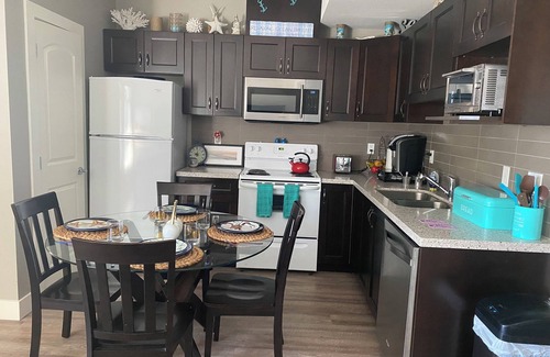 White Rock House | White Rock Beach Getaway