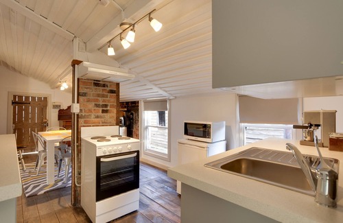 Bothwell Cottage | White's Corner