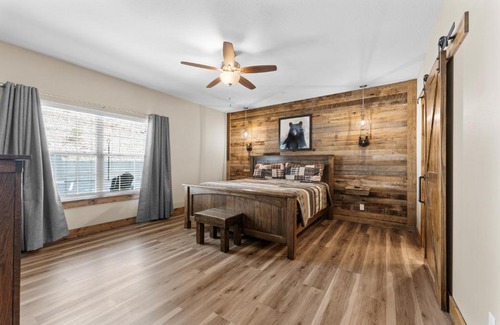 Table Rock House | White Tail Summit- Sleeps 16 home