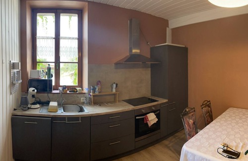 Ban-de-Sapt Apartment | White Wood Farm - Ferienwohnung auf Reiterhof