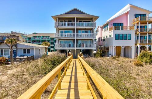 North Carolina Coast Apartment | Whitecaps D by Carolina Beach Realty