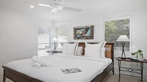 Pearl Beach House | Whitecaps - Pearl Beach, heated pool, walk to beach