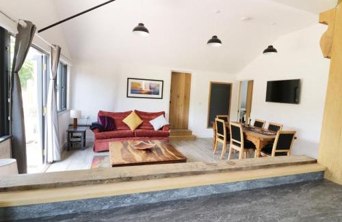 Attleborough House | Whitehands Farm Barn