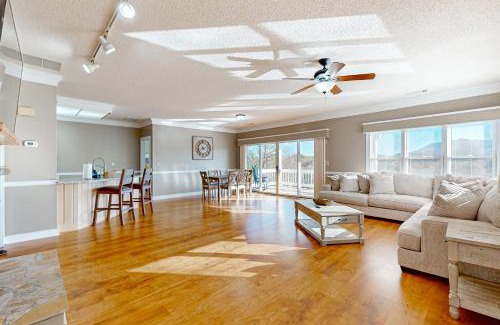 Ellijay House | Whitepath Lodge & Resort #4