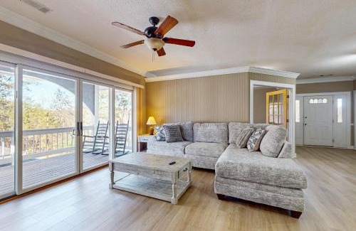 Ellijay Apartment | Whitepath Lodge & Resort #7