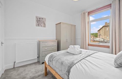 Bathgate Apartment | Whiteside 3 Bedroom Apartment - Bathgate