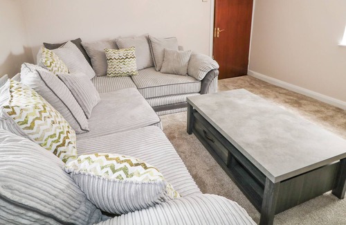 Newry Cottage | WHITETHORN HOUSE, family friendly in Newry, Northern Ireland