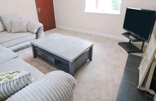 Newry Cottage | WHITETHORN HOUSE, family friendly in Newry, Northern Ireland