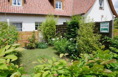 Condette House | Whitley cottage