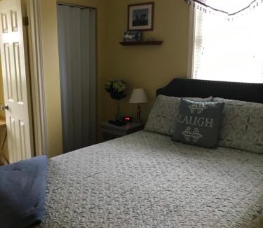 Twillingate Bed & Breakfast | Whitsha Inn B&B