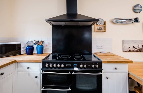 Swalecliffe House | Whitstable's Beachcombers, sleeps 10, Dog friendly