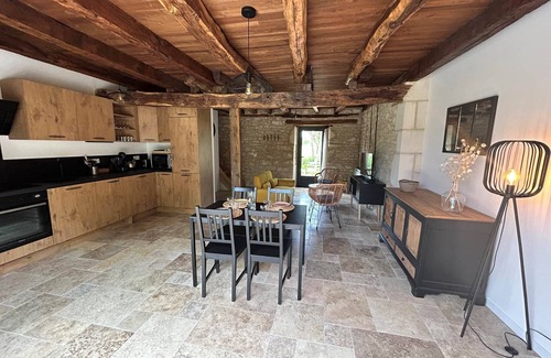 Saint Sozy Apartment | Whole barn sleeps 14